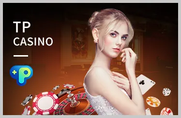 Bàn Poker với chip và lá bài
